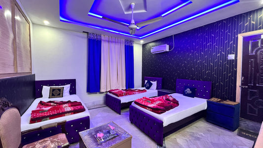 B-4 Standard Room 3 Single Bed 3-4 Person occupancy
