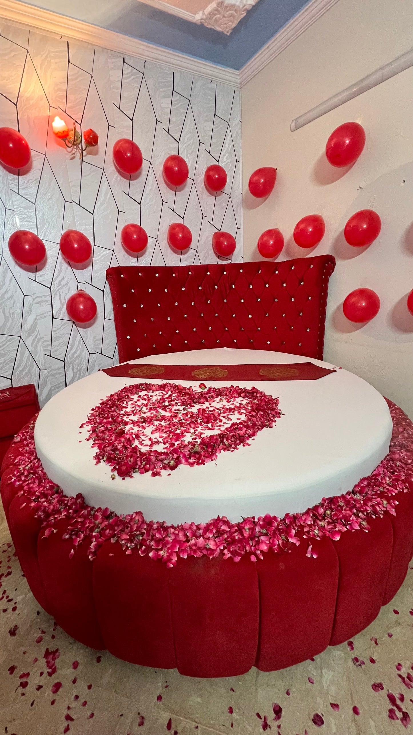 F-1 – Cupple Room 1 Bed 3 Person Apartment G-9 Islamabad