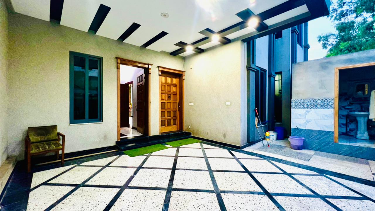 Family Suite Room 131-132 | G-9 Islamabad | 2 Master Beds + 1 Single Bed | Rs. 13,900 / Night | Sky BnB