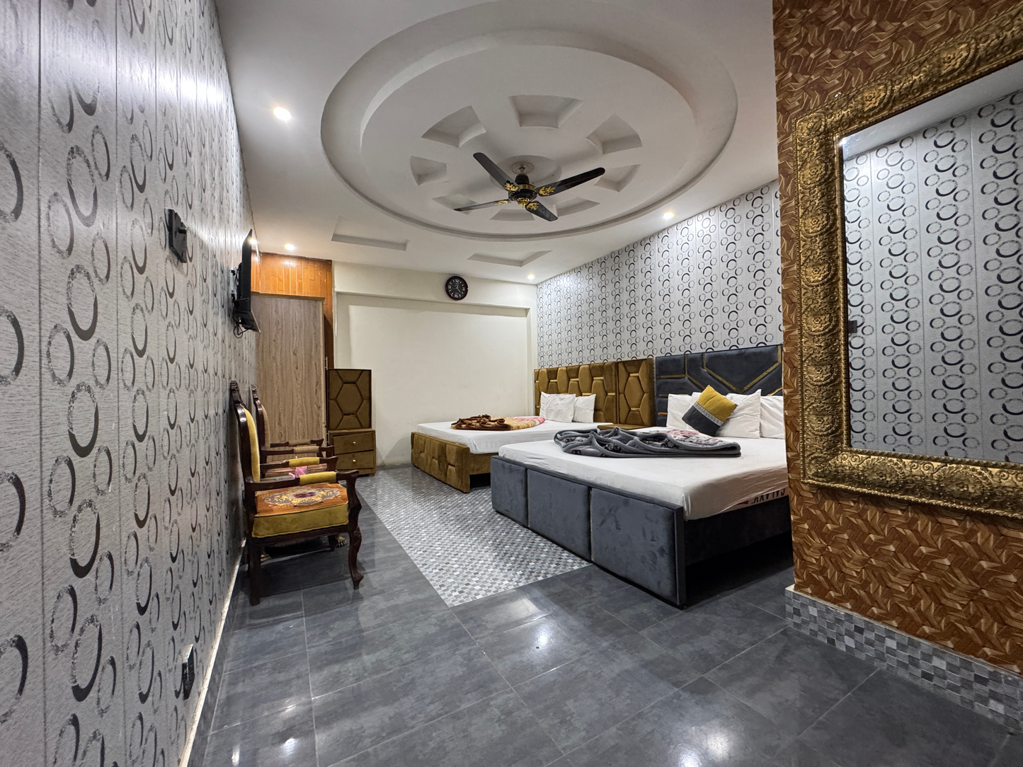 Family Standerd  Room 3 To 4 Persons occupancy G-9 Islamabad