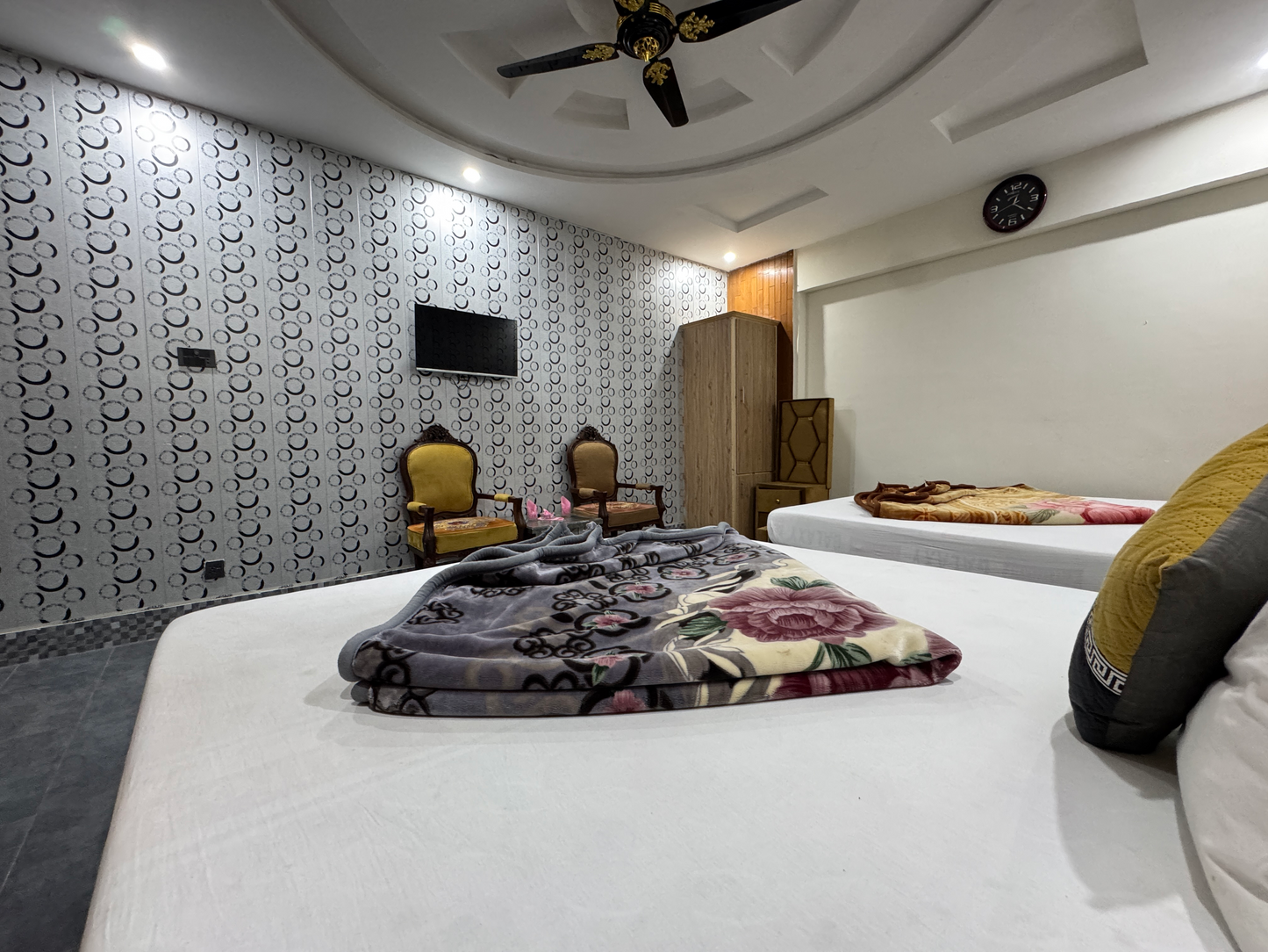 Family Standerd  Room 3 To 4 Persons occupancy G-9 Islamabad