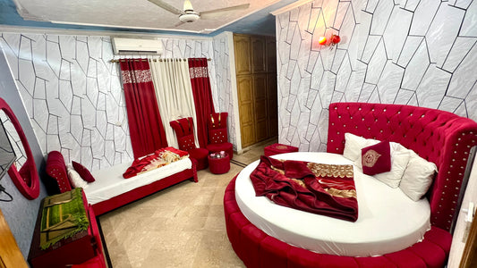 F-1 – Cupple Room 1 Bed 3 Person Apartment G-9 Islamabad