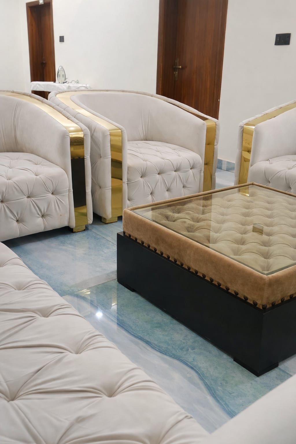 Family Deluxe Suite | 4 Adults + 2 Kids | 601- G9/1 Islamabad | SkyBnB