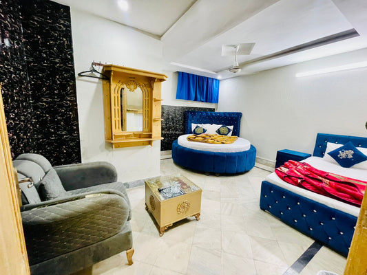 B3 – Master Bed + Single Bed | Galaxy Lodge  Price: PKR 8,800 / night Capacity: 3 Guests