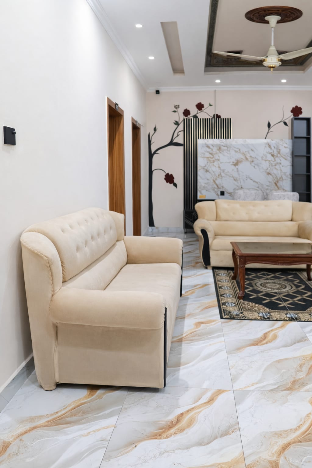 Family Deluxe Suite | 4 Adults + 2 Kids | 601- G9/1 Islamabad | SkyBnB