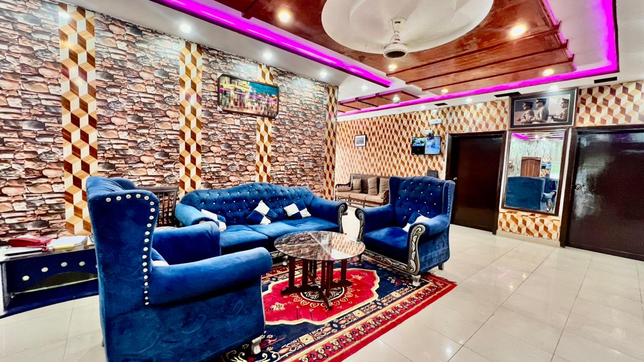 Family Room | 4 Guests | F-7/1 Islamabad | Daily Stay from Rs. 12,900 | SkyBnB