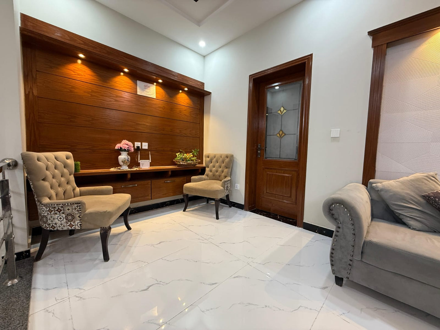 Family Room | Master Bed + Single Bed | 3–5 Guests | G-13 Islamabad | Daily Stay from Rs. 8,900 | SkyBnB
