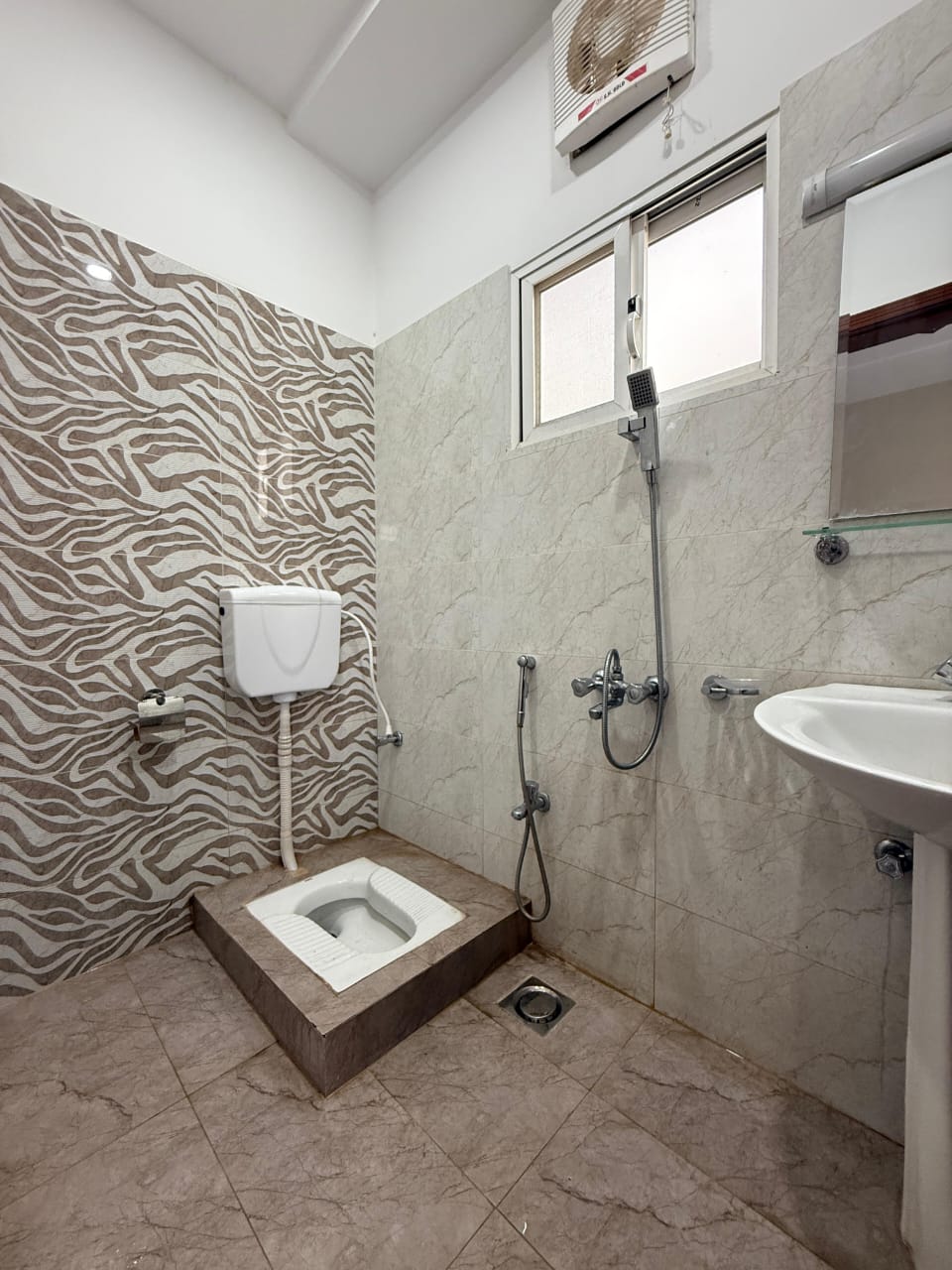 Family Room | Master Bed + Single Bed | 3–5 Guests | G-13 Islamabad | Daily Stay from Rs. 8,900 | SkyBnB