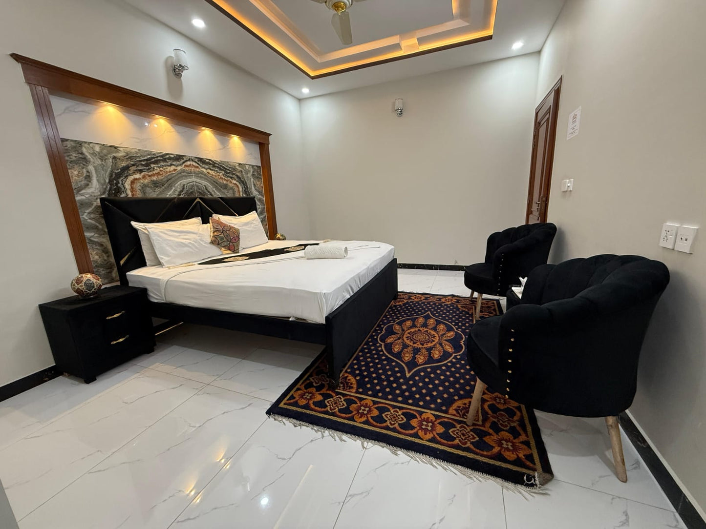 Family Room | Master Bed + Single Bed | 3–5 Guests | G-13 Islamabad | Daily Stay from Rs. 8,900 | SkyBnB