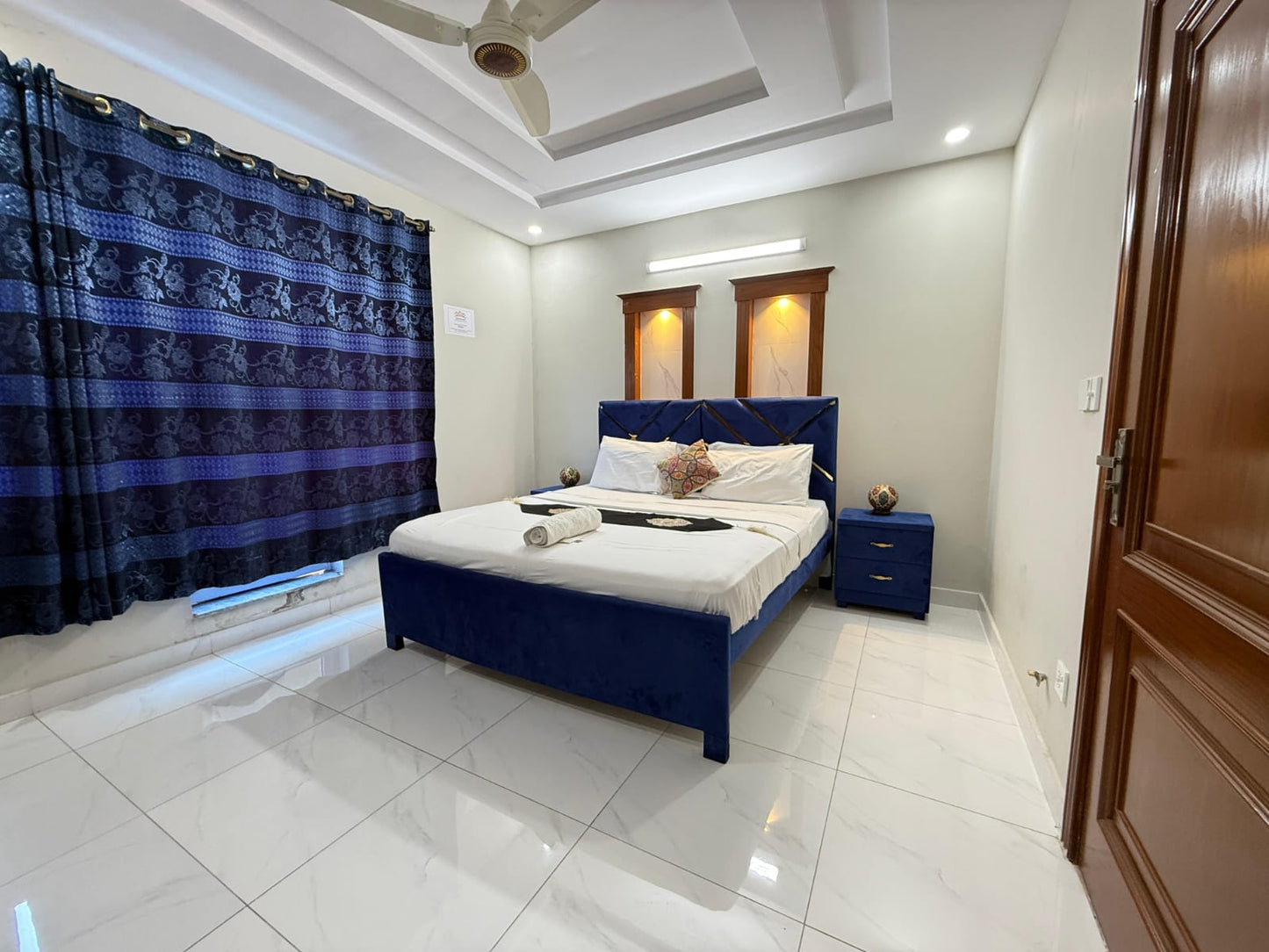 Family Room | Master Bed + Single Bed | 3–5 Guests | G-13 Islamabad | Daily Stay from Rs. 8,900 | SkyBnB