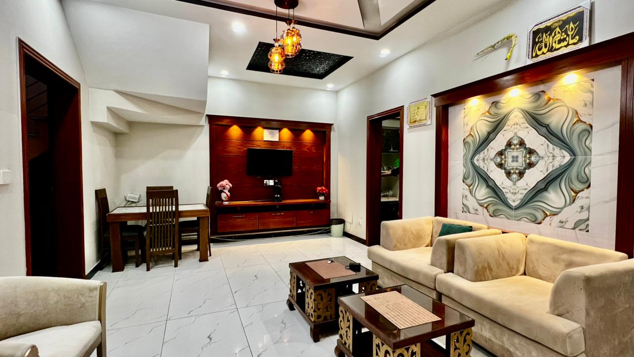 Spacious Master Bedroom | 2–3 Guests | G-13/3 Islamabad | Daily Stay from Rs. 5,900 | SkyBnB