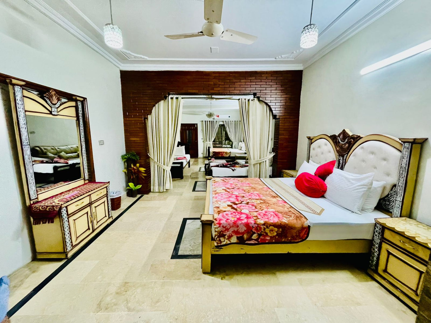 SkyBnB G-9/3 Islamabad | H-24 Master Room | 2 Guests