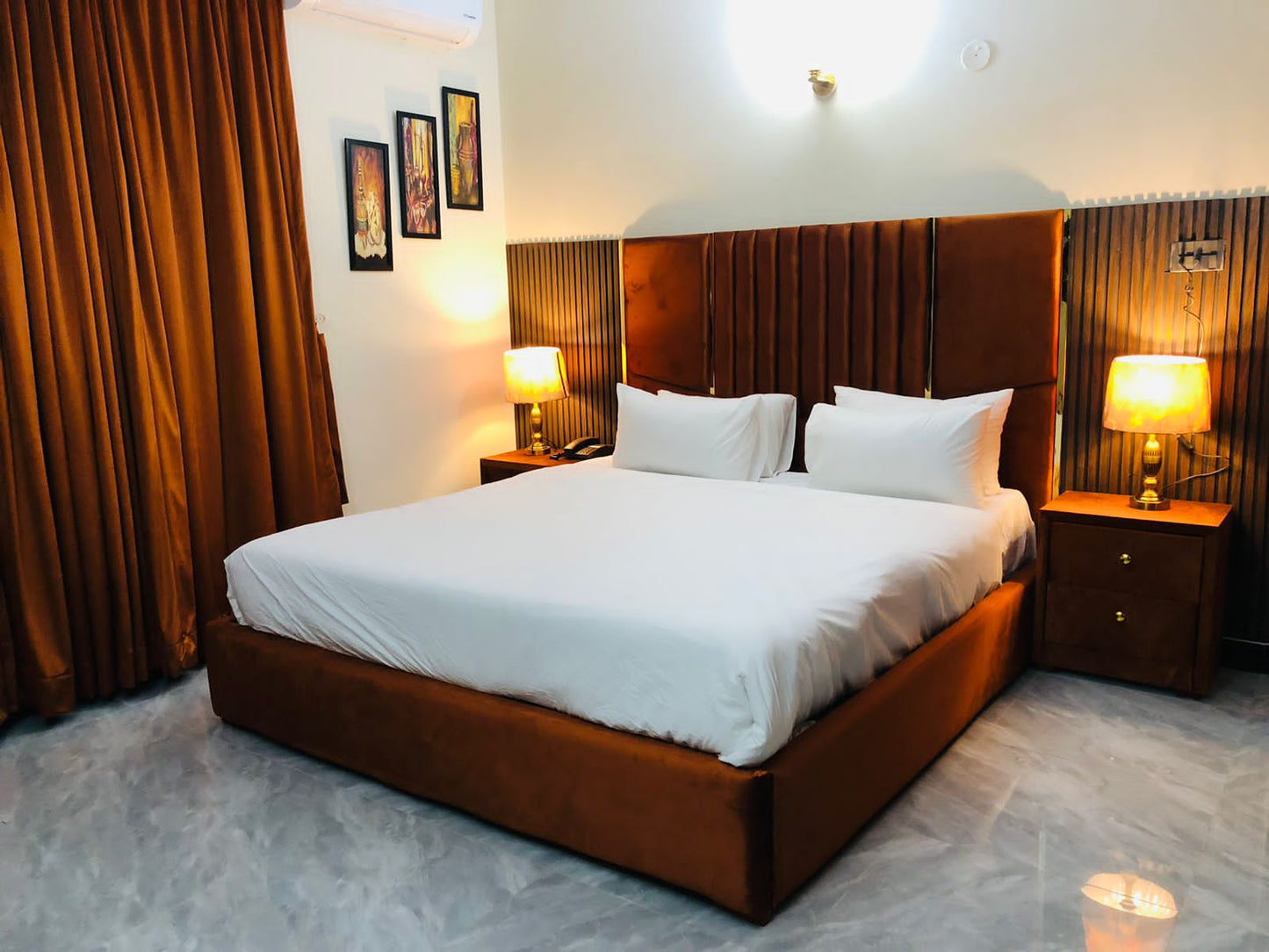 SkyBnB F-8/2 Islamabad | Standard Double Room for 2 Guests