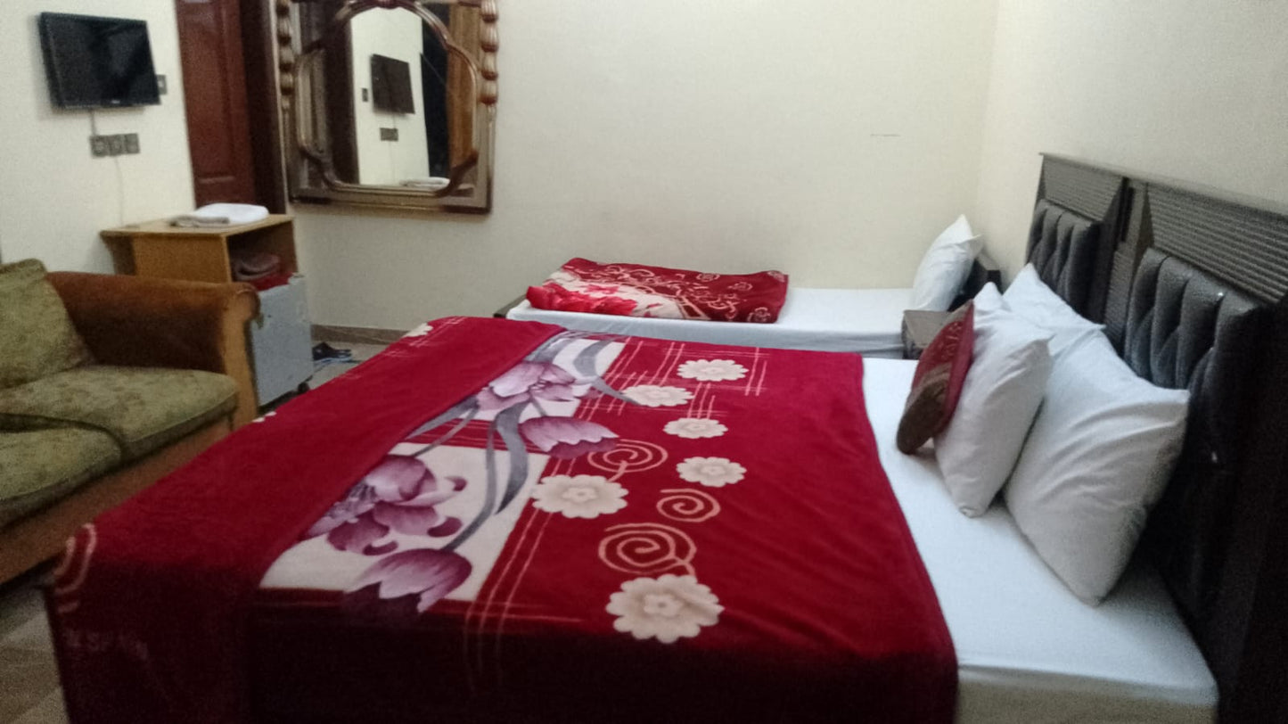SkyBnB G-9/3 Islamabad | Master Plus Room | 1 Master Bed + 1 Single Bed | 3 Guests