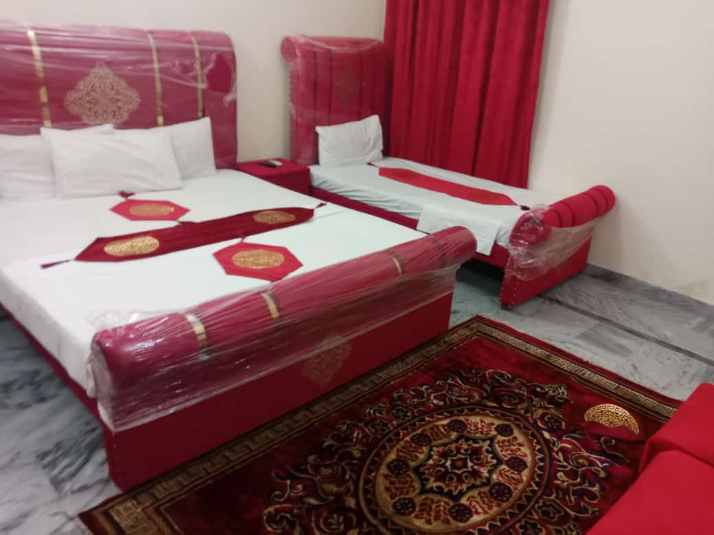 SkyBnB G-9/3 Islamabad | Master Plus Room | 1 Master Bed + 1 Single Bed | 3 Guests