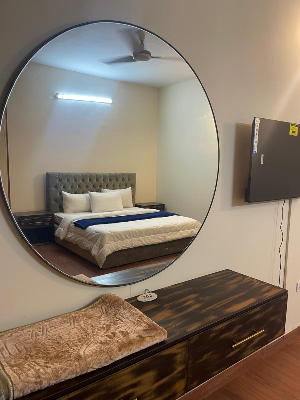 SkyBnB G-13/3 Islamabad | Standard Room | 2 Guests
