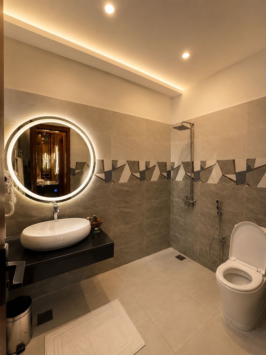SkyBnB F-7/1 Islamabad | Family Room | 6 Guests