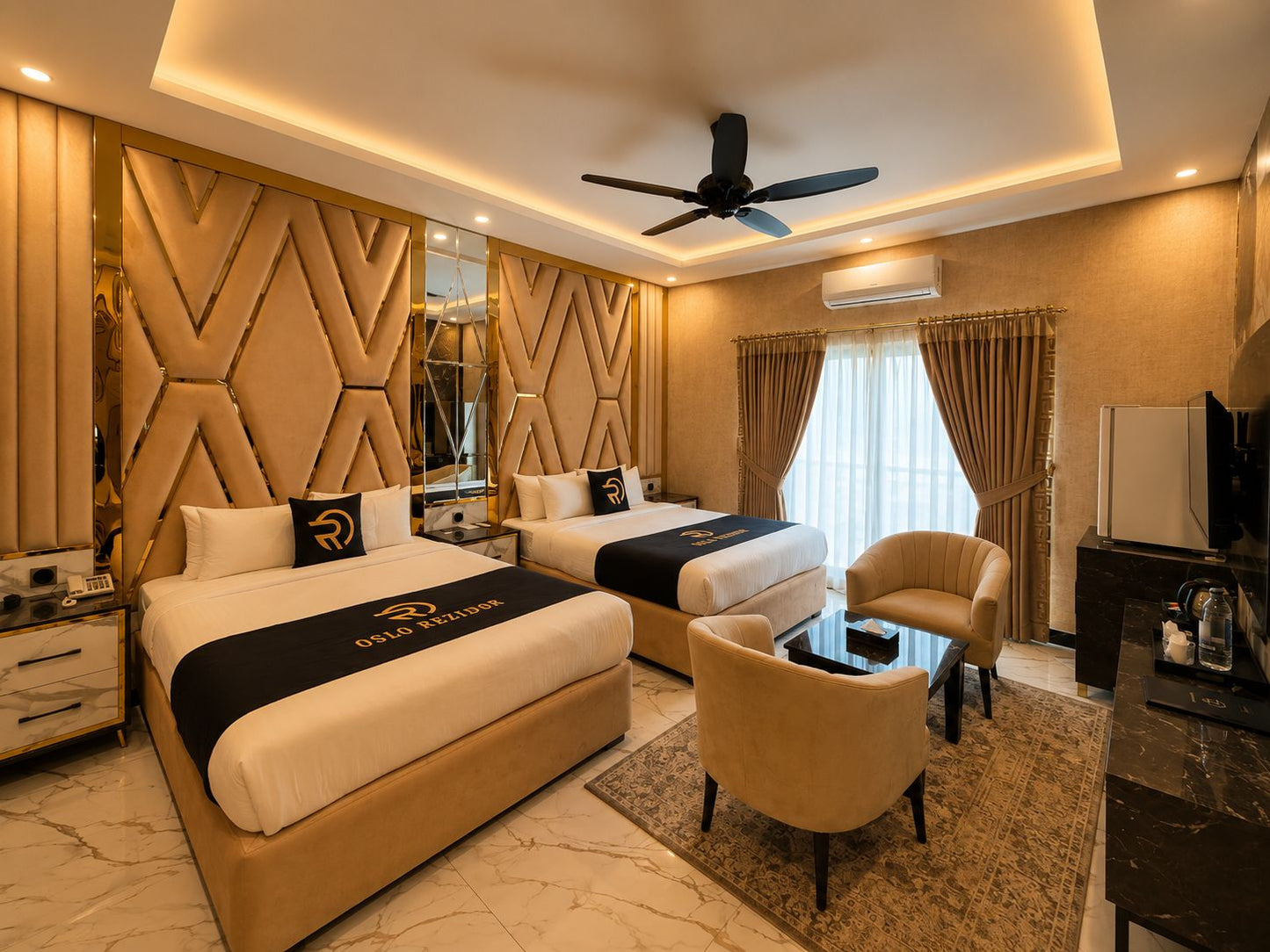 SkyBnB F-7/1 Islamabad | Family Room | 2 Master Beds | 6 Guests