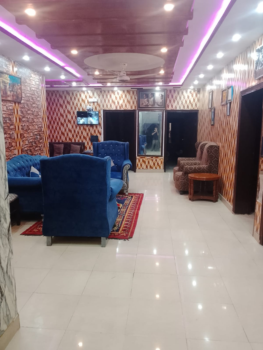 Family Room | 4 Guests | F-7/1 Islamabad | Daily Stay from Rs. 12,900 | SkyBnB