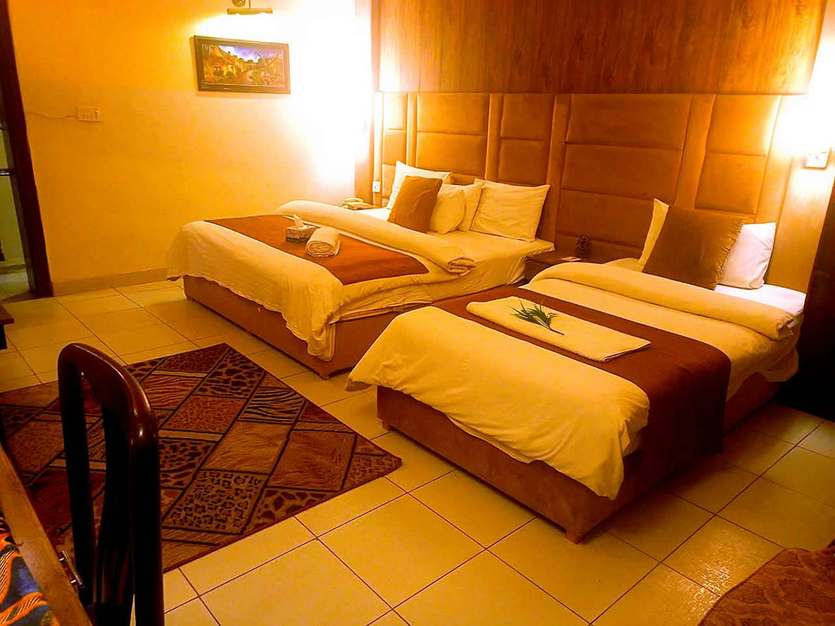 Adams Lodge F-7 Family Room